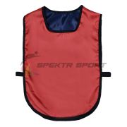 Манишка футбольная двусторонняя универсальная Spektr Sport красно-синяя